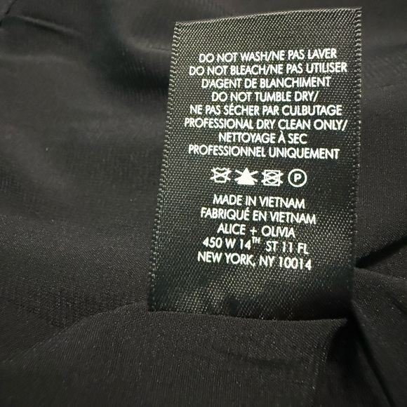 ALICE + OLIVIA Lilia wrap-effect woven mini skirt Size 2 - Picture 4 of 6